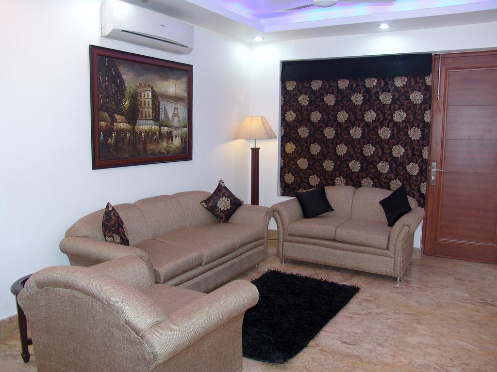 Skylink Suites Bed&Breakfast Neu-Delhi Exterior foto