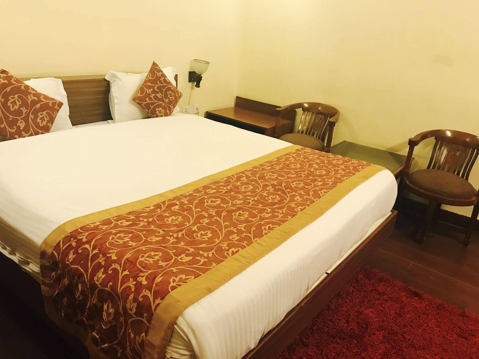 Skylink Suites Bed&Breakfast Neu-Delhi Exterior foto